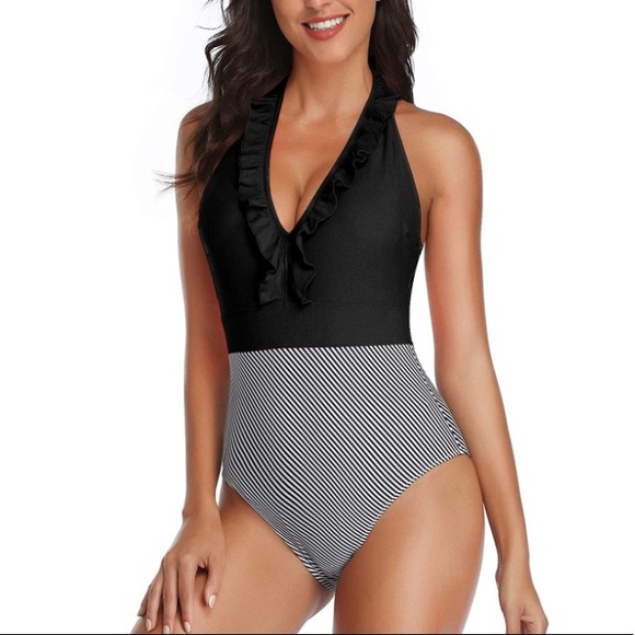 Other - Cute Black Ruffle Halter Swimsuit w/ Striped Bottom